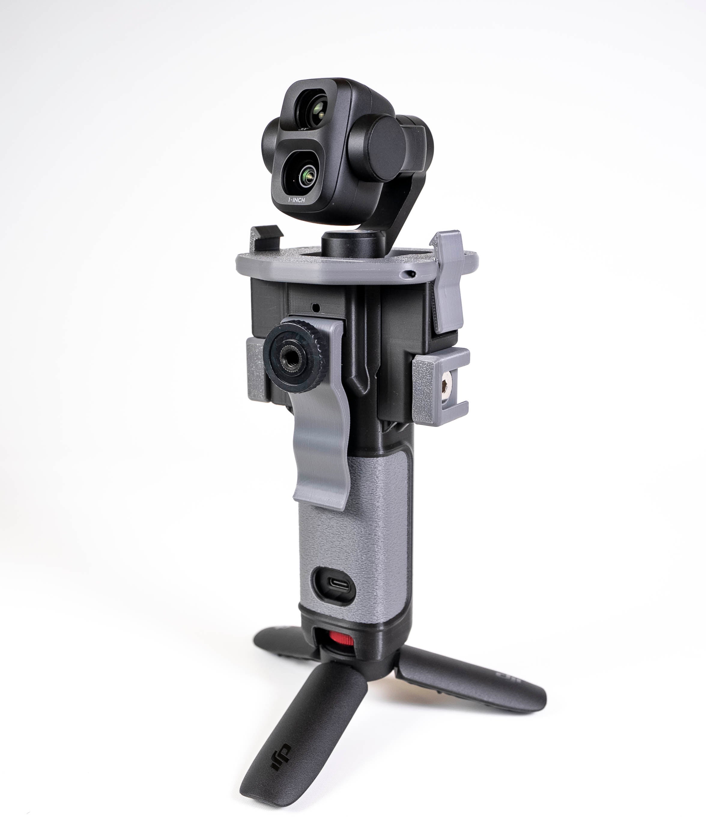 배터리 확장 기능이 포함된 DJI Pocket 3용 Pro 케이스